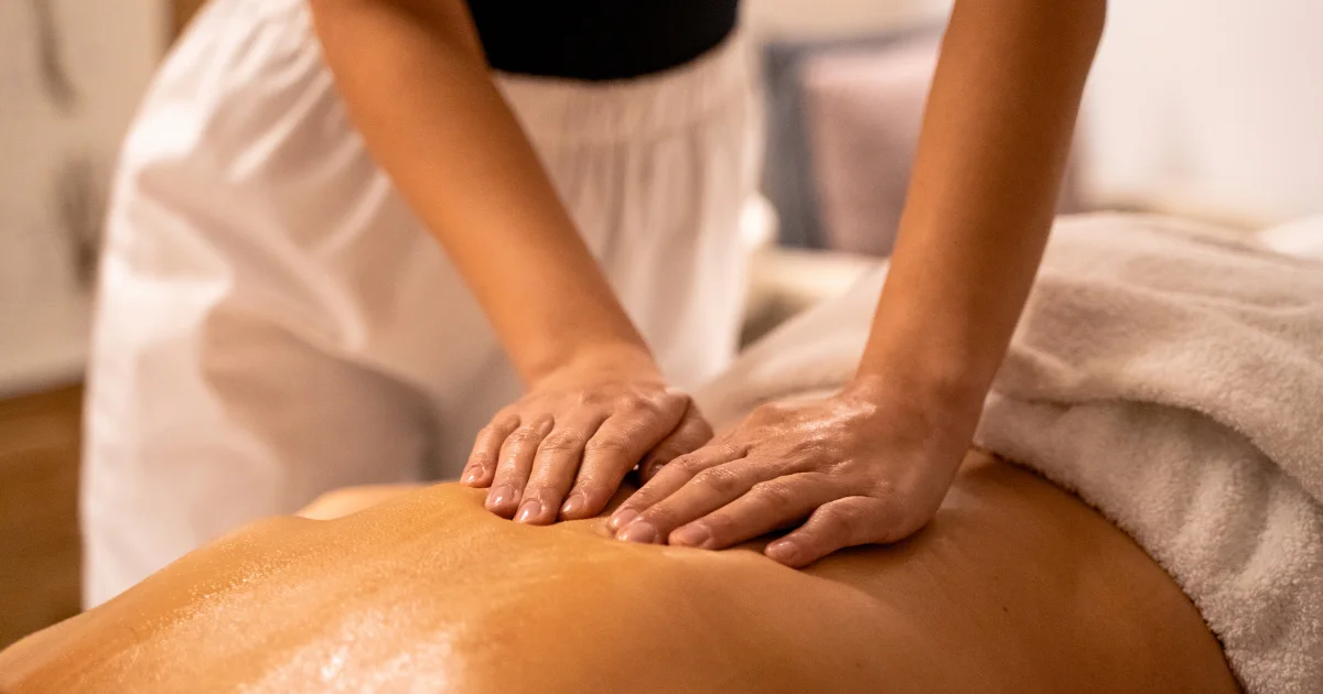 Benefits of Regular Hot Oil Massage in Saadiyat Island Abu Dhabi 