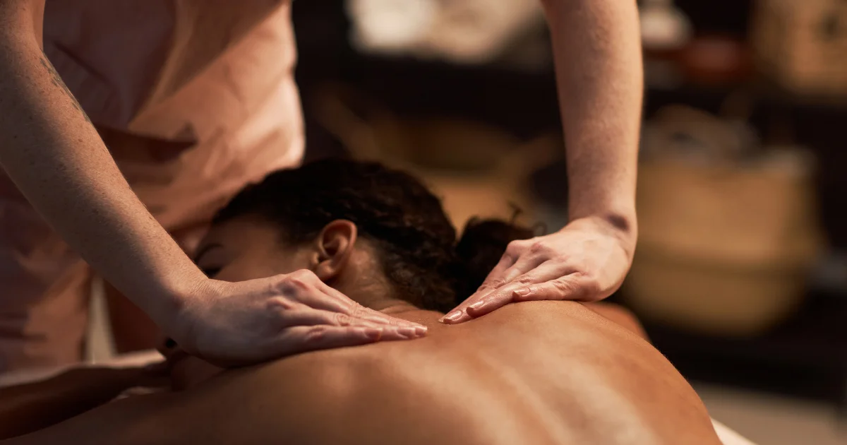 What Types Of Home Massage For Elderly People Is Best in Dubai?